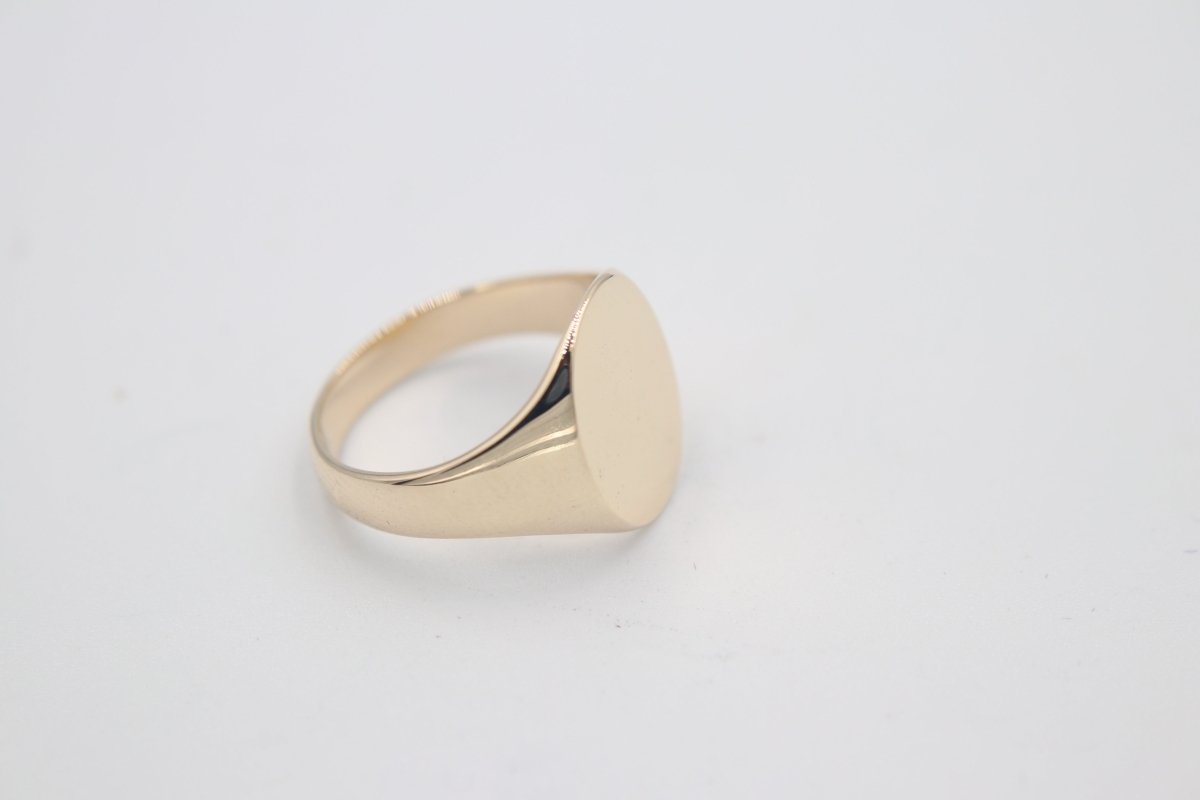 9ct Gold Solid Signet Ring SYR7792