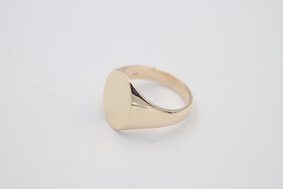 9ct Gold Solid Signet Ring SYR7792