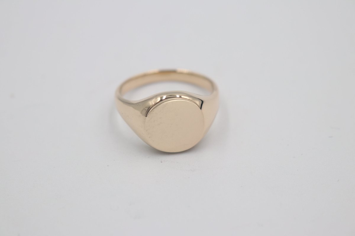 9ct Gold Solid Signet Ring SYR7187