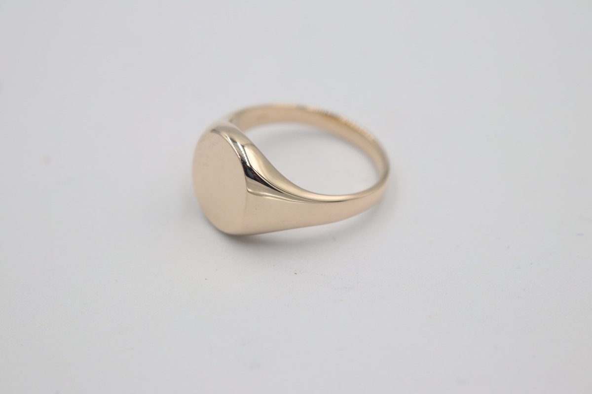9ct Gold Solid Signet Ring SYR7187