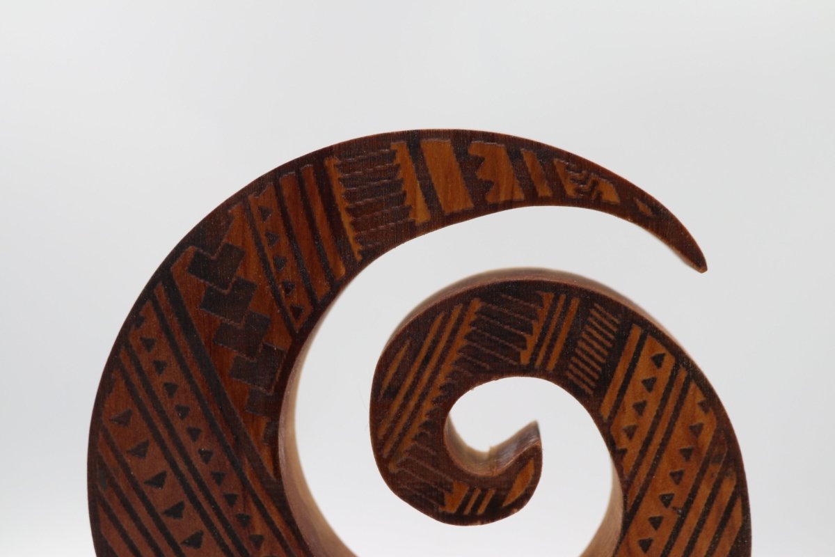 New Zealand Rimu Koru RW03
