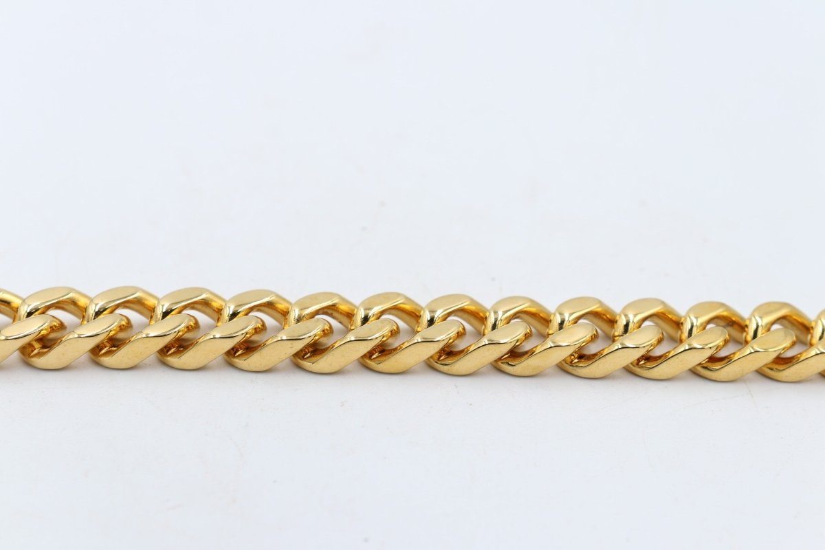 Gold Plated Curb link Bracelet 22cm GP02