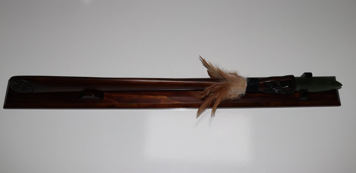 New Zealand Wood and Greenstone Taiaha with base WSSJ20T