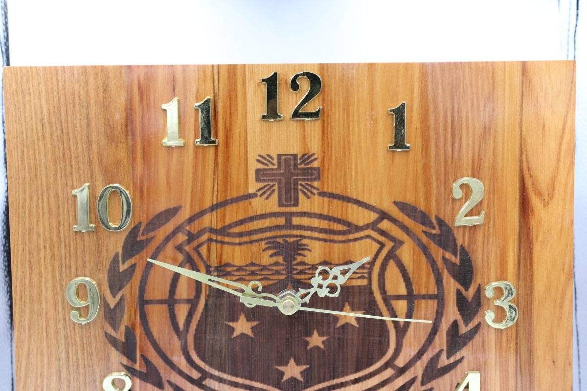 Solid RIMU Wood Samoan Emblem Clock