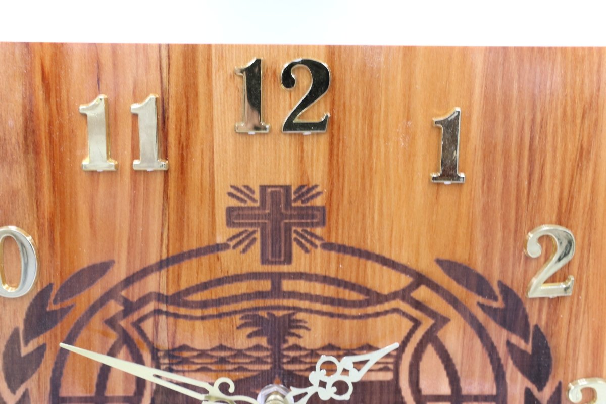 Solid RIMU Wood Samoan Emblem Clock