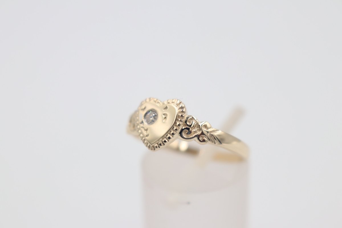 9ct Gold Girls Signet Ring with Diamond