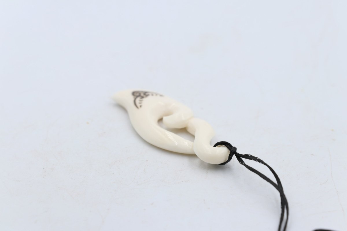 Bone Double Twist Pendant - BC002