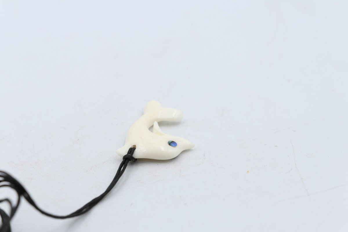 Bone Stylized Hook Pendant - BC081