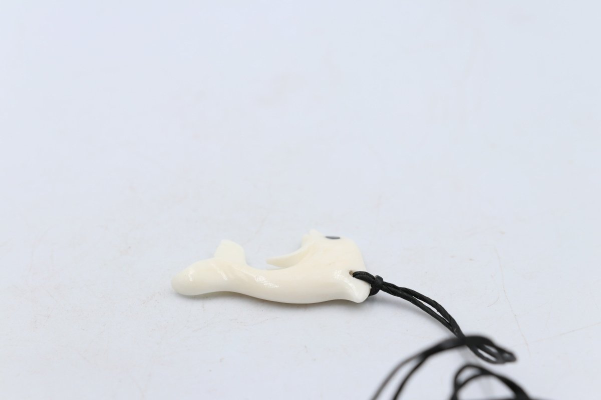 Bone Stylized Hook Pendant - BC081