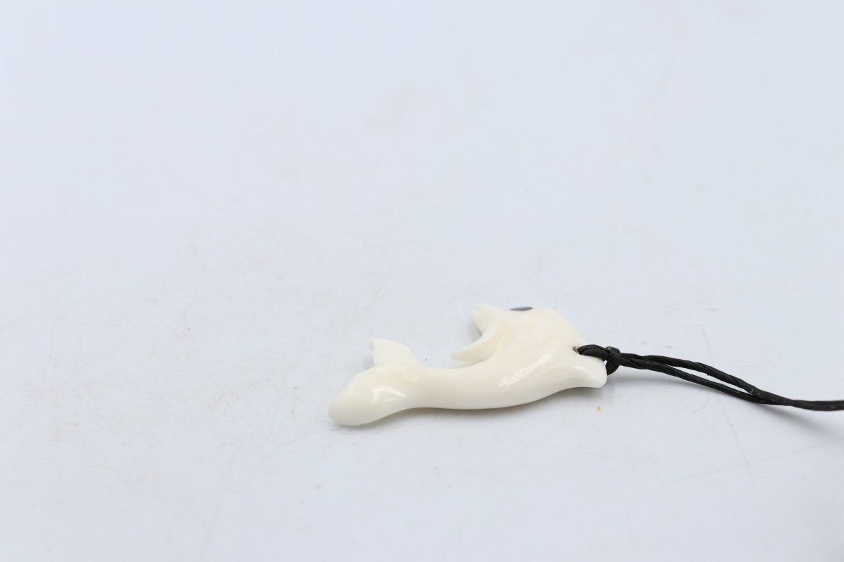 Bone Stylized Hook Pendant - BC081
