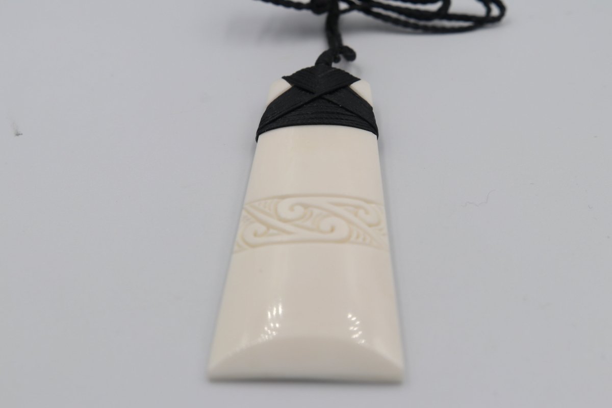 Bone Toki with Engraving