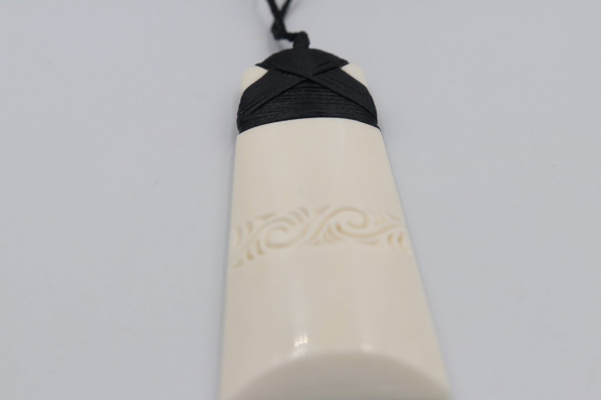 Bone Toki with Engraving