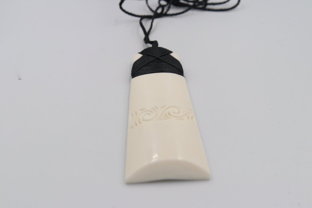 Bone Toki with Engraving