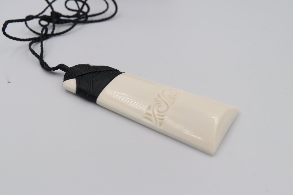 Bone Toki with Engraving