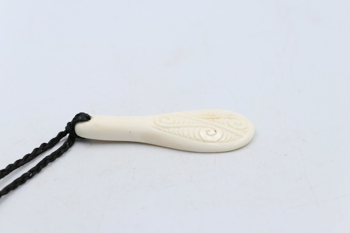 Bone Patu Pendant - BCCL013