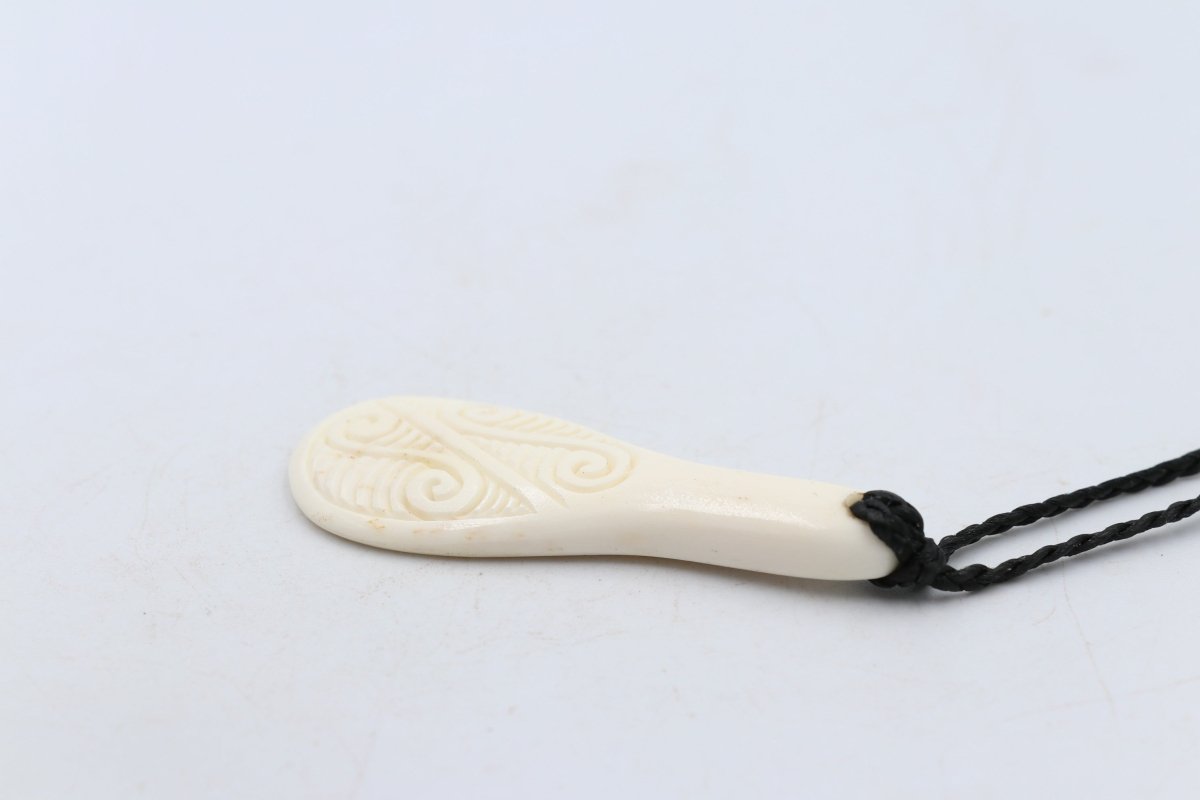 Bone Patu Pendant - BCCL013