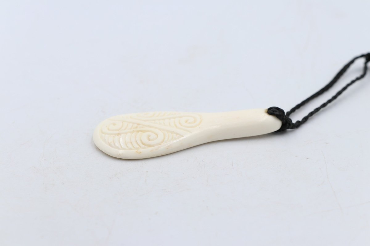 Bone Patu Pendant - BCCL013