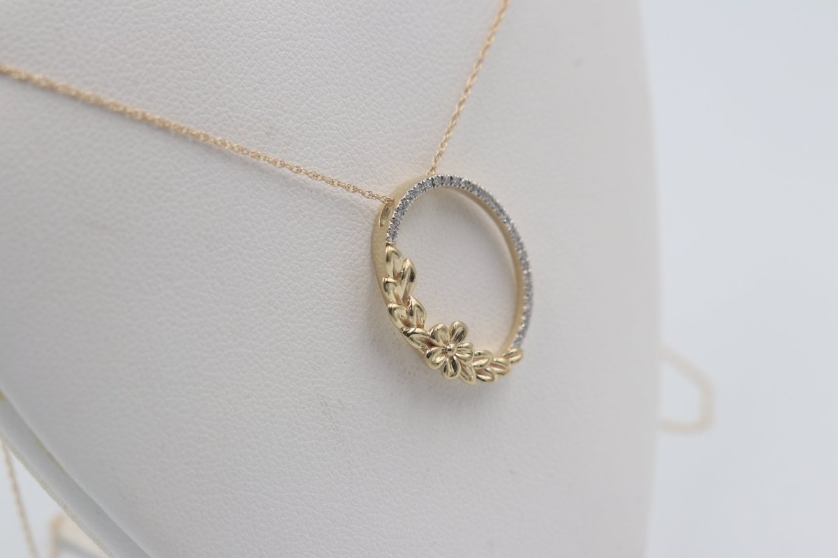 10ct Gold Diamond set Pendent