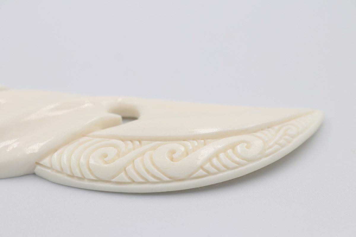 XL Bone Manaia