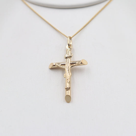 9ct Gold Crucifix 5P0020