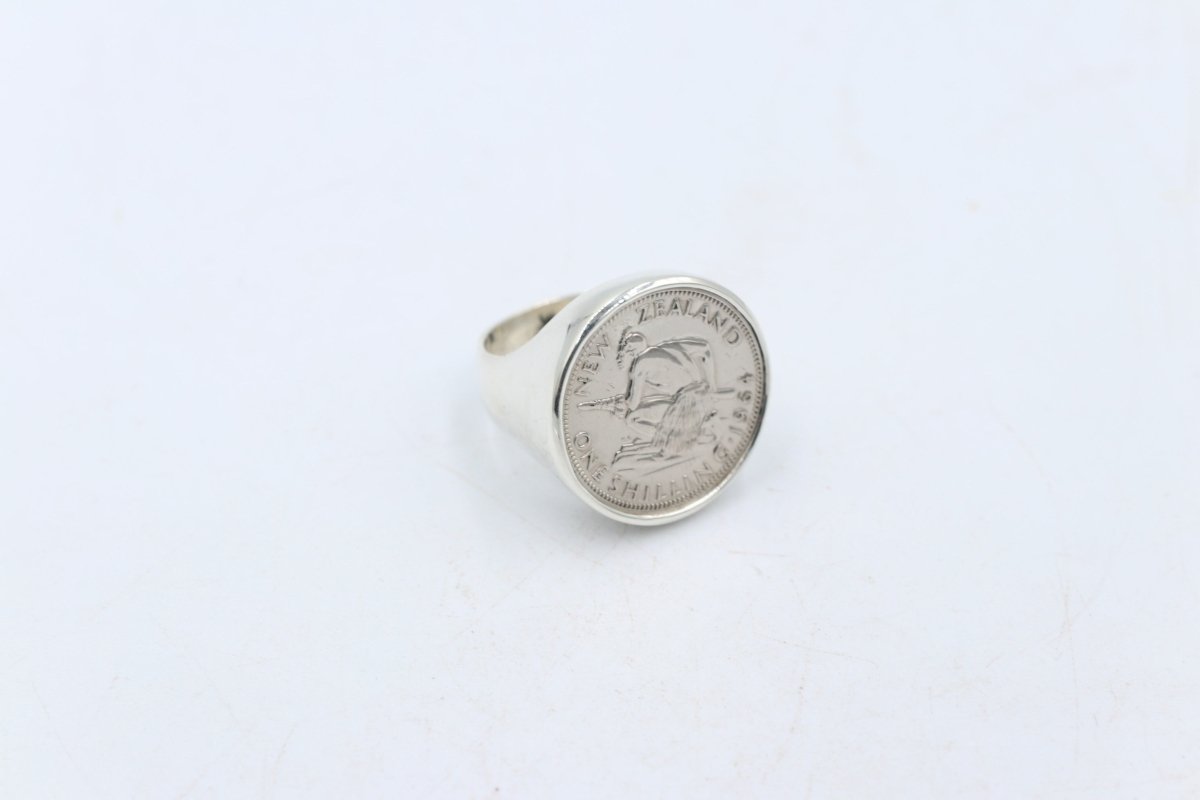 Stg Silver Heavy New Zealand Shilling Coin Ring
