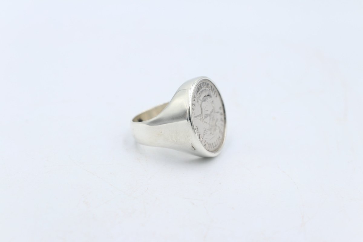 Stg Silver Heavy New Zealand Shilling Coin Ring