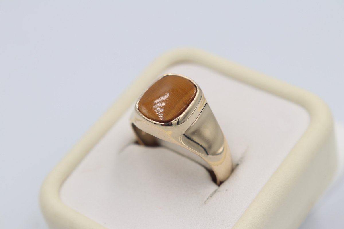 9ct Gold Tigers Eye set Mens Ring