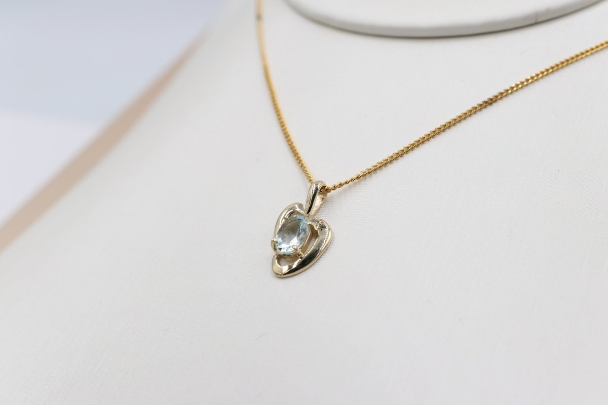 9ct Gold Genuine Aquamarine Pendent