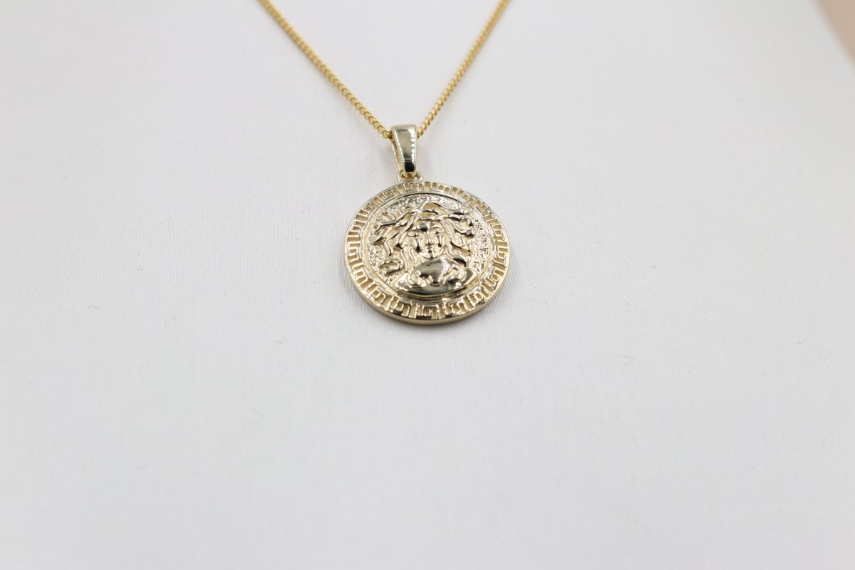 9ct Gold Medusa Pendent