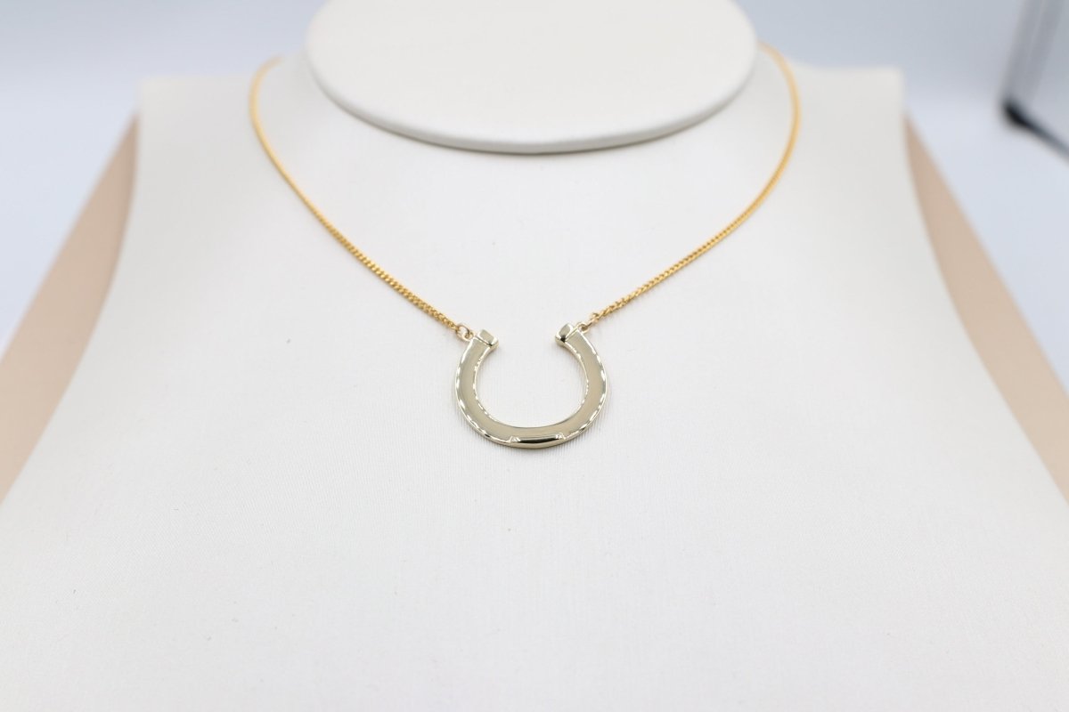 9ct Gold Horse Shoe Pendent