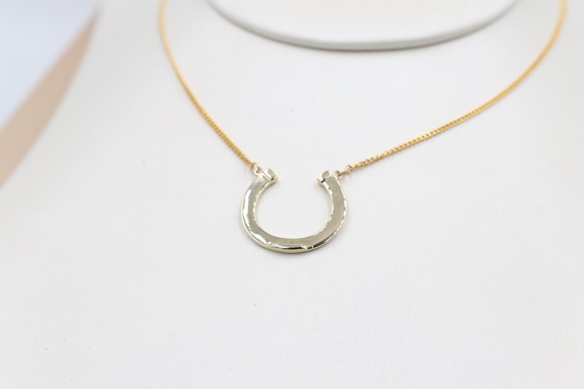 9ct Gold Horse Shoe Pendent