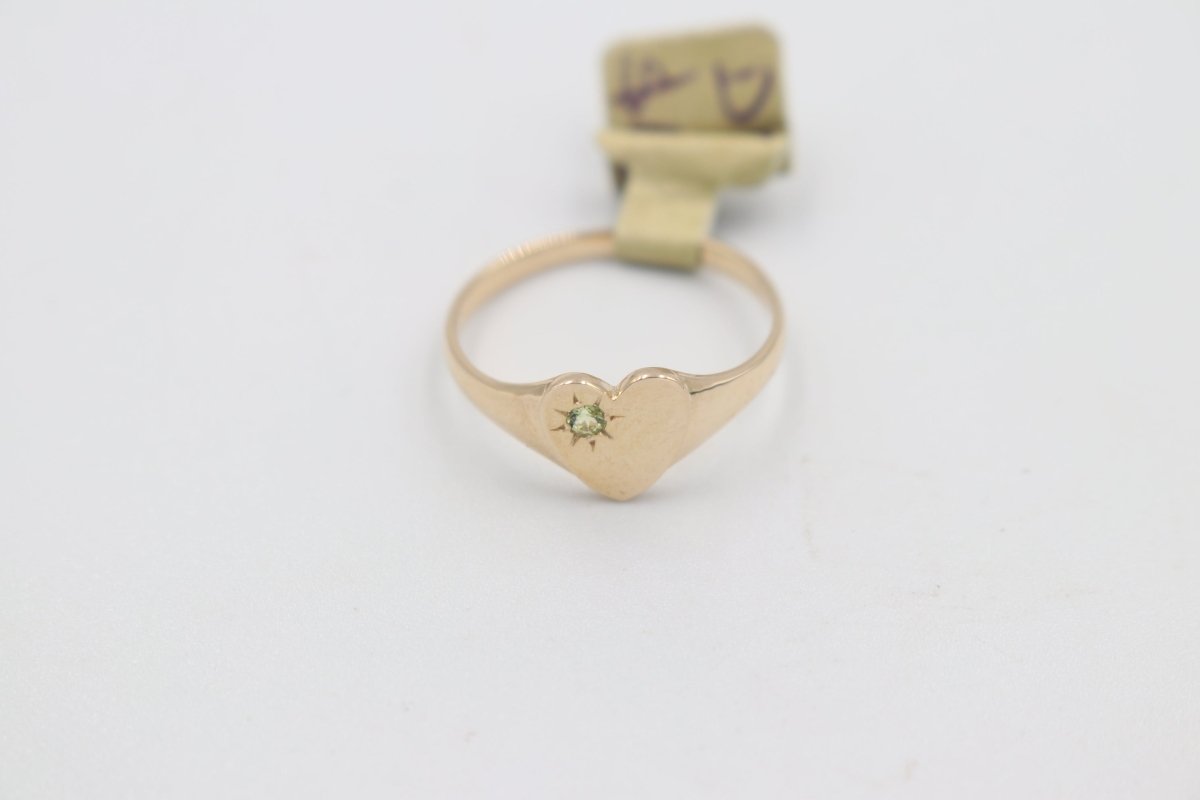 9ct Gold Girls Signet Ring with Peridot