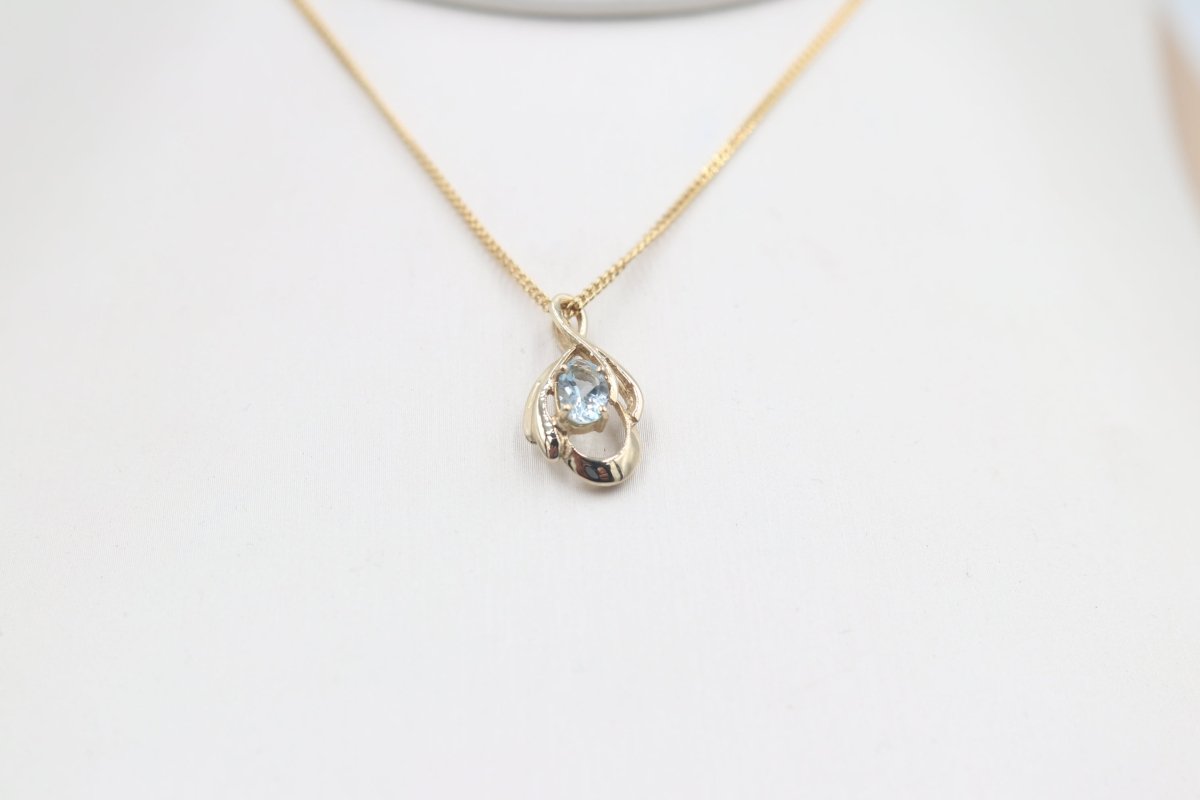 9ct Gold Genuine Aquamarine Pendent