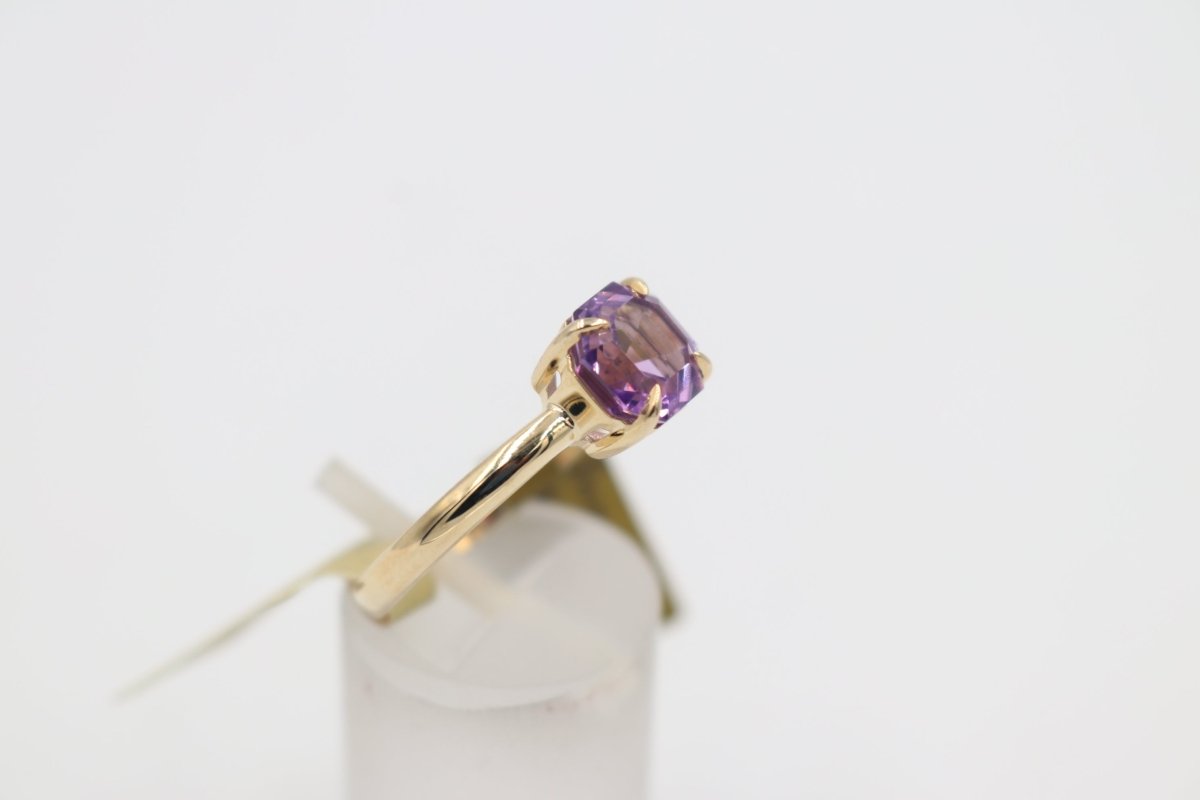 9ct Gold Genuine Amythyst Ring