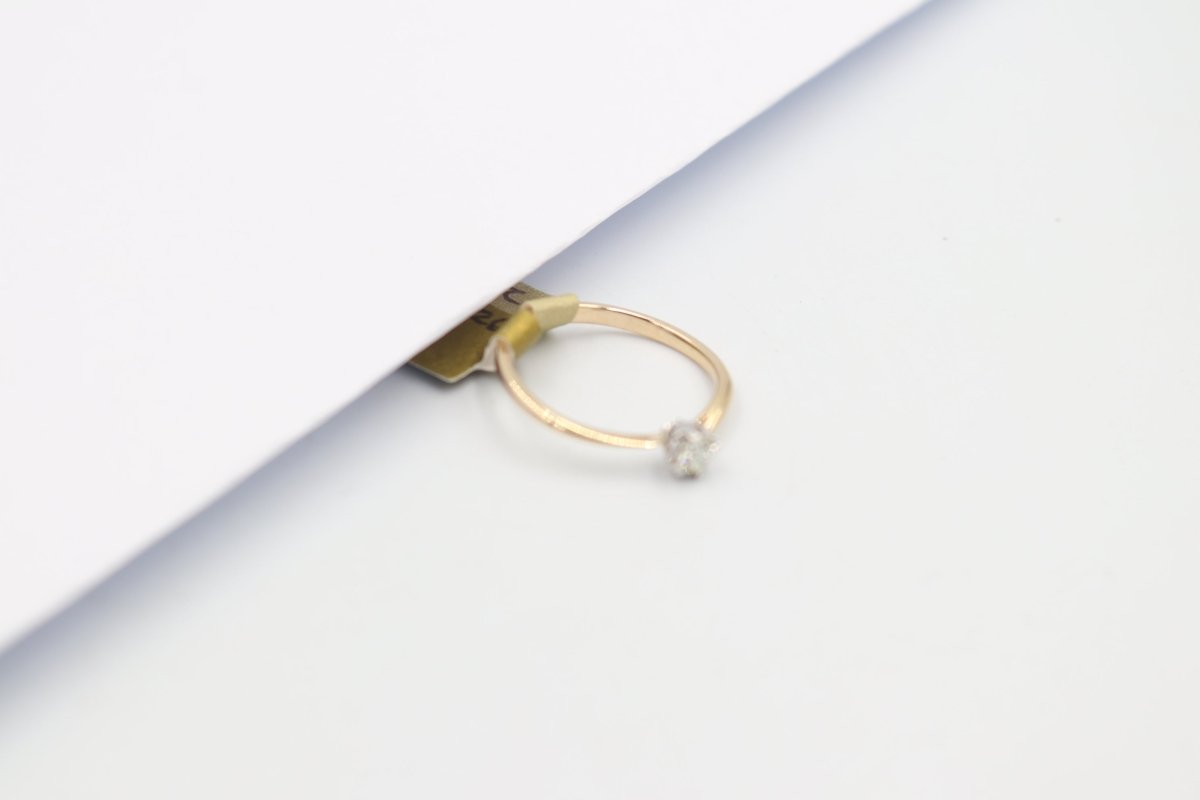 9ct Gold Diamond Solitaire Ring