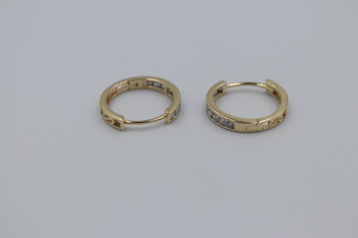 10K Gold Diamond huggies TDW 0.25 ct