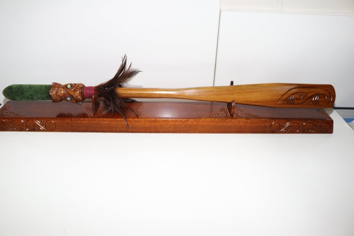 Wooden Taiaha with base and Greenstone Blade
