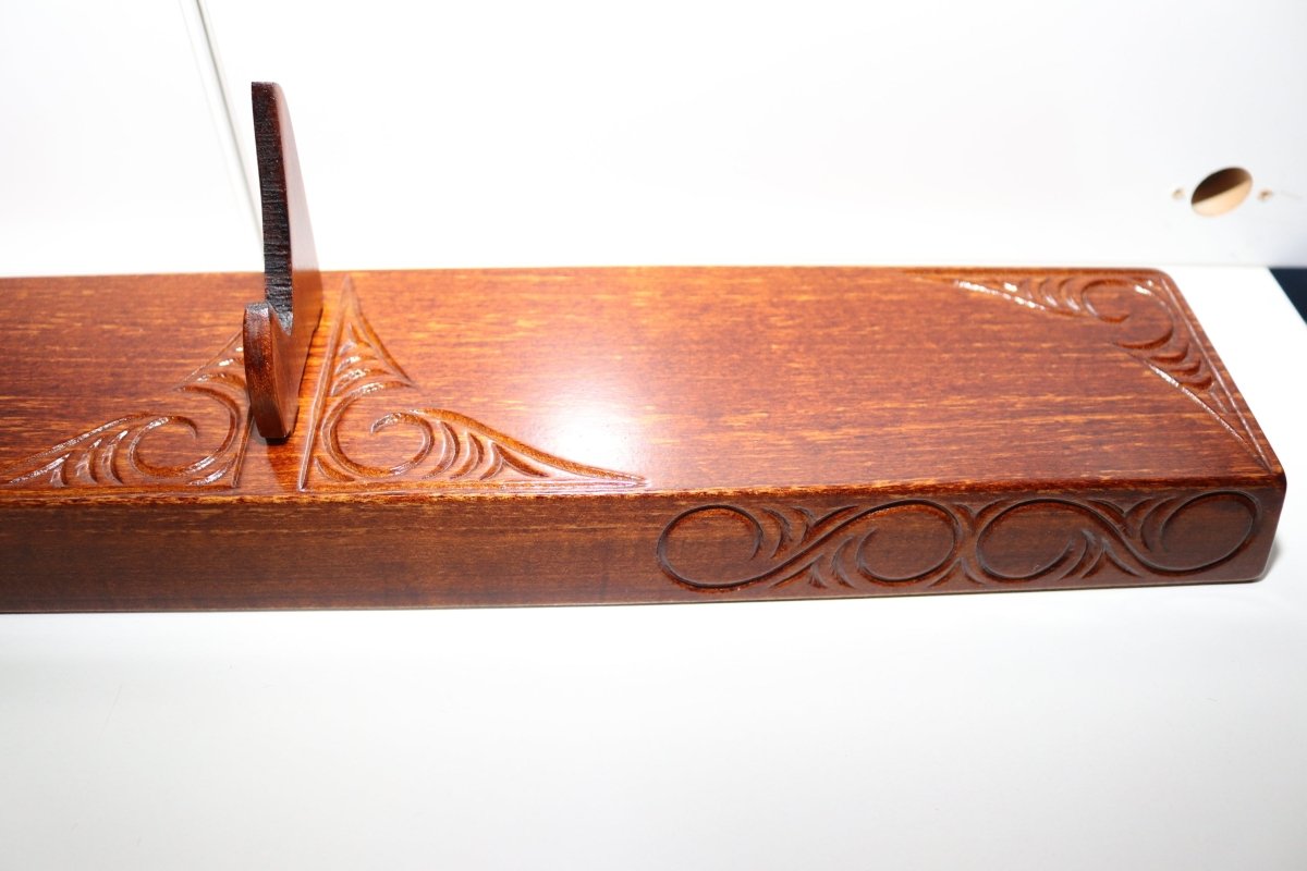 Wooden Taiaha with base and Greenstone Blade