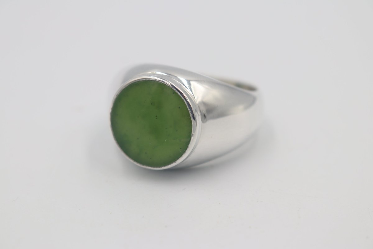 Stg Silver Mens Large Greenstone set Ring