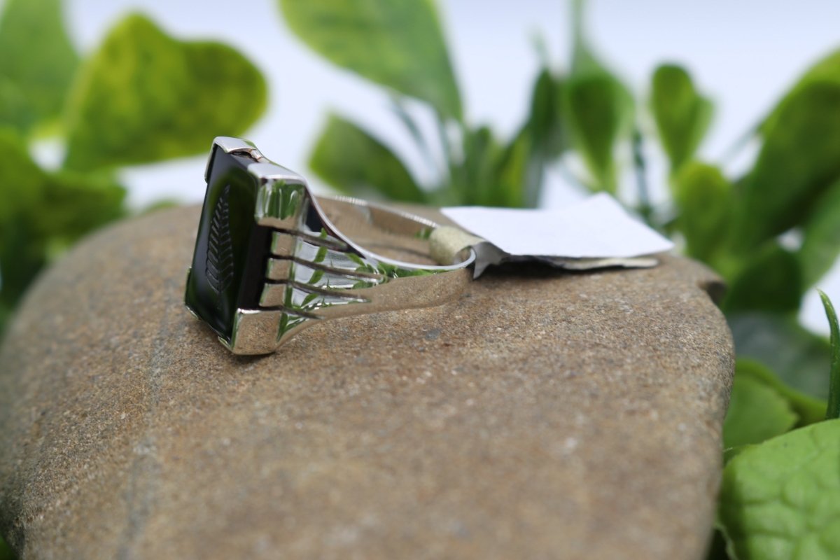 Stg Silver Heavy Mens Ring with Onyx and Fern