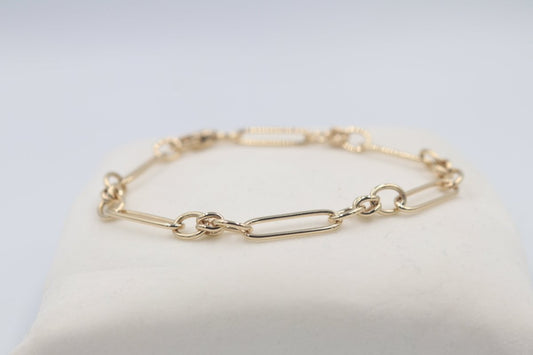 9ct Gold Handmade Papaerlink bracelet