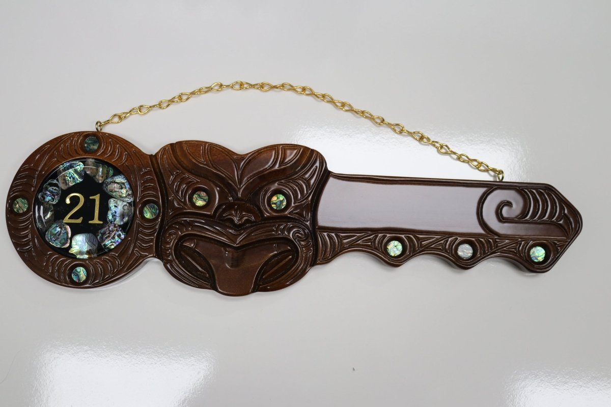 Native Wooden 21st key WM436
