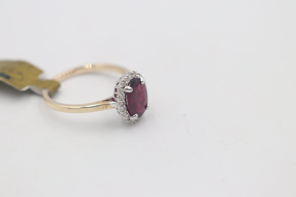 9ct Gold Genuine Ruby & Diamond ring