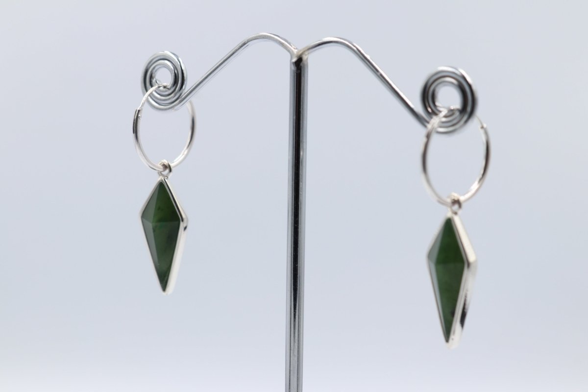 Stg Silver Set Greestone Drop Earrings